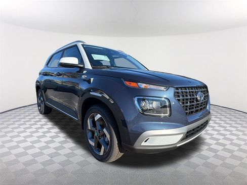 New 2026 Hyundai Venue SEL image 3