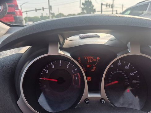 Used 2013 Nissan Juke SL AWD/4WD image 18