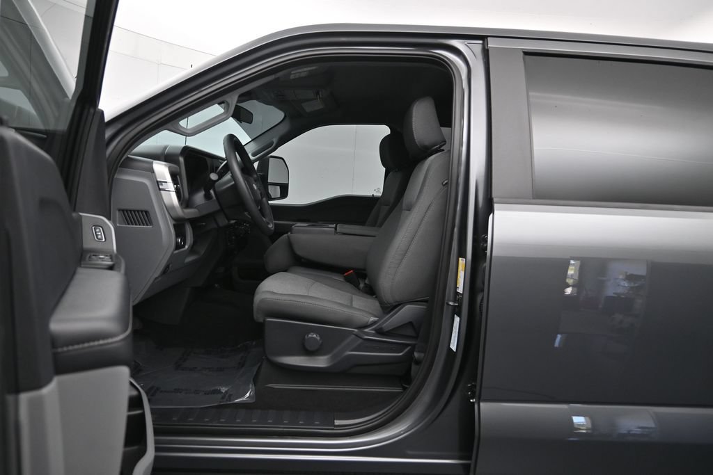 Used 2026 Ford F250 XL w/ STX Appearance Package AWD/4WD image 21