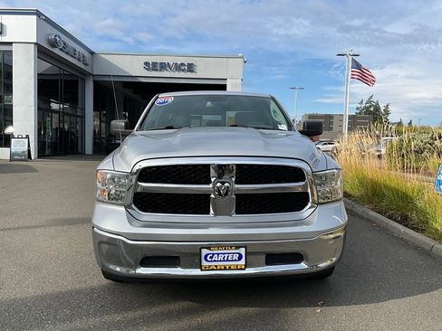 Used 2016 RAM 1500 Classic SLT image 2