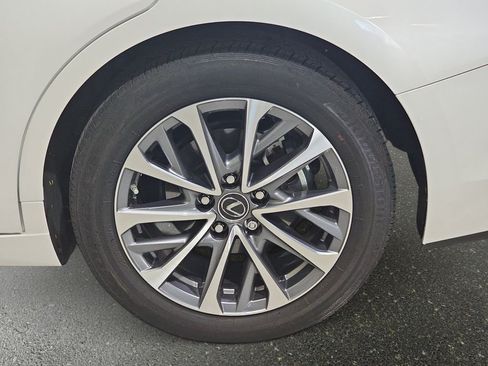 Used 2025 Lexus ES 350 FWD image 34