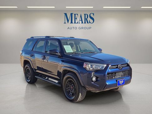 Used 2022 Toyota 4Runner SR5 RWD image 7