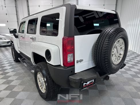Used 2006 HUMMER H3 image 10