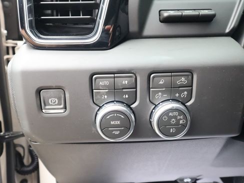 New 2026 GMC Sierra 1500 Denali AWD/4WD image 13