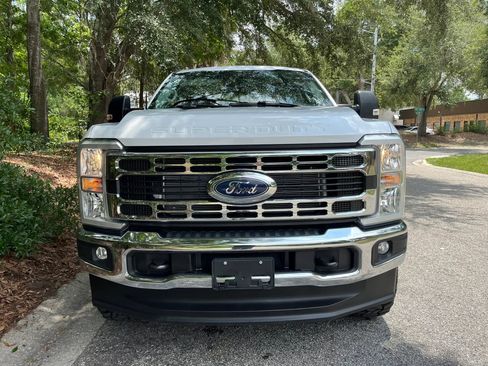 Used 2023 Ford F250 XLT w/ FX4 Off-Road Package AWD/4WD image 12