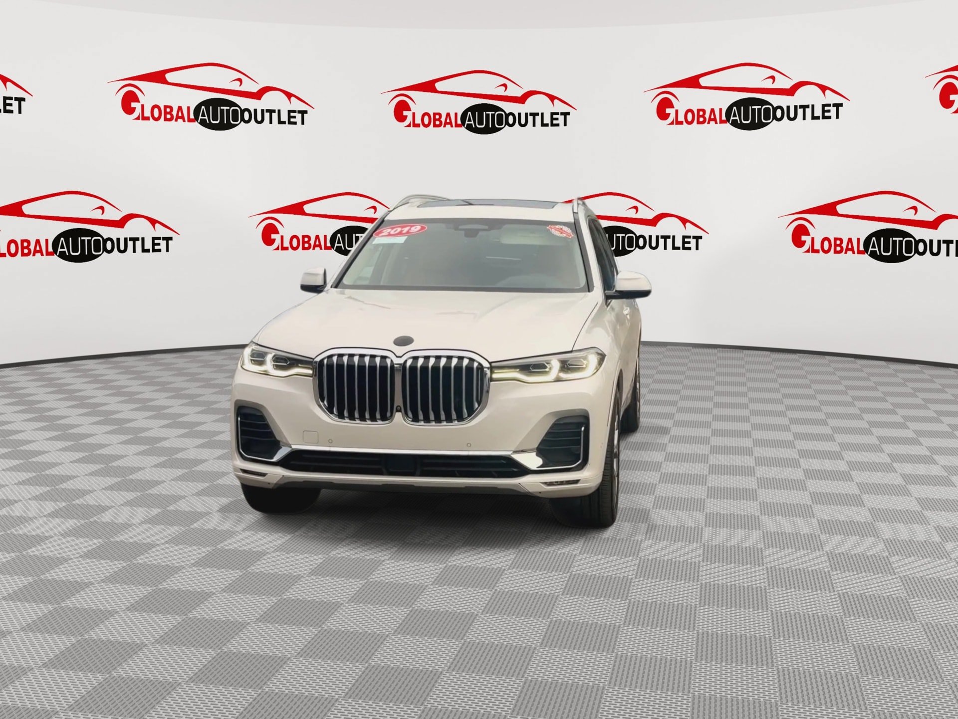 Used 2019 BMW X7 xDrive40i w/ Premium Package AWD/4WD image 3