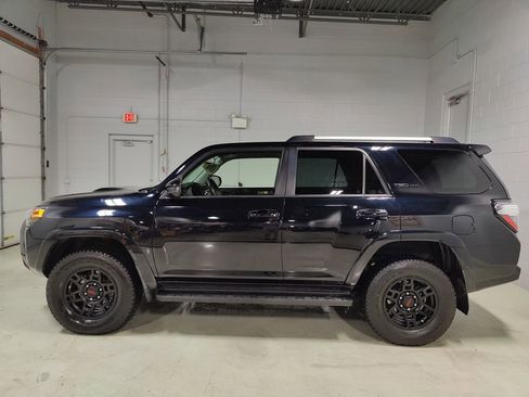 Used 2015 Toyota 4Runner TRD Pro image 16