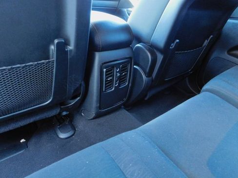 Used 2023 Dodge Durango GT image 24