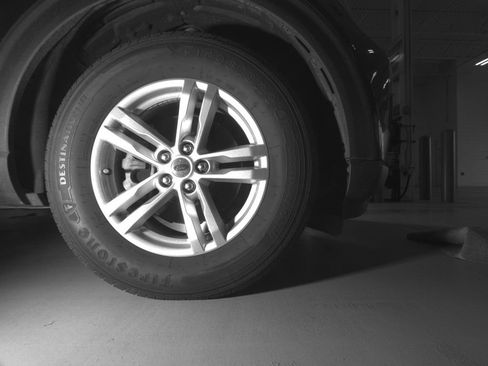 Used 2020 Ford Explorer XLT w/ Comfort Package image 6