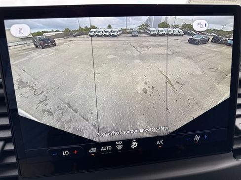 New 2026 Ford Transit 250 148 Medium Roof image 24