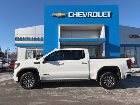 Used 2021 GMC Sierra 1500 AT4 w/ AT4 Premium Package image 4