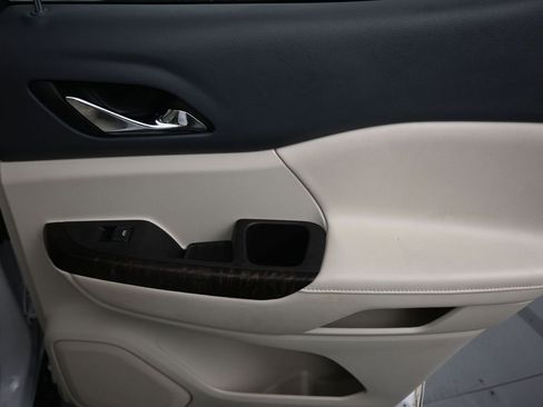 Used 2020 GMC Acadia Denali w/ Trailering Package image 56