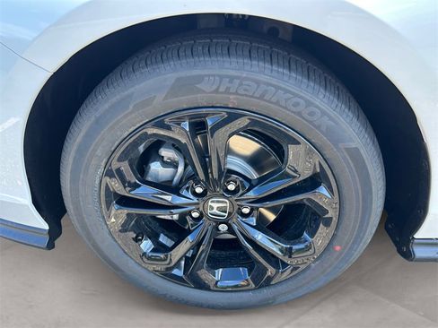 New 2025 Honda Accord SE image 14