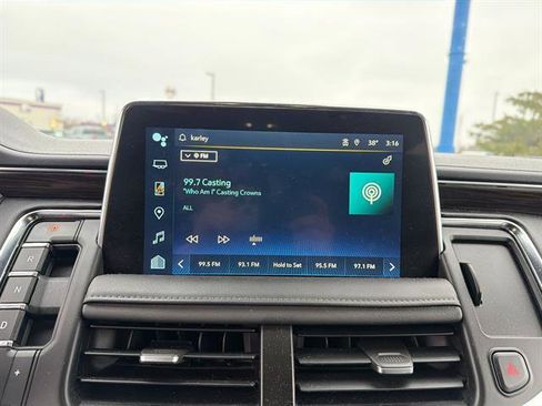 Used 2023 Chevrolet Tahoe Z71 w/ Off-Road Capability Package image 12