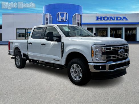 Used 2025 Ford F250 XLT image 10