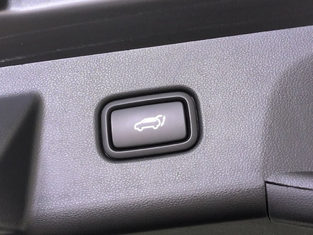 Used 2024 Hyundai Tucson Limited FWD image 17