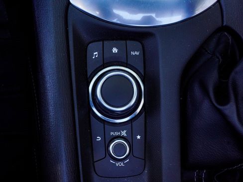 Used 2023 MAZDA MX-5 Miata Grand Touring image 21