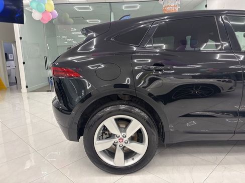 Used 2021 Jaguar E-PACE SE image 8