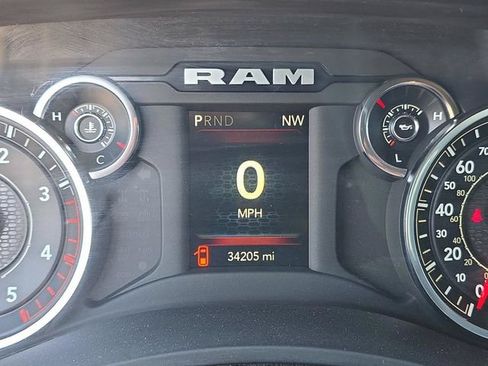 Used 2024 RAM 3500 Big Horn AWD/4WD image 37