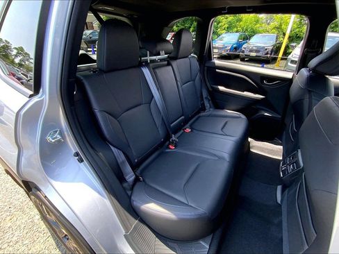 Certified 2025 Subaru Forester Limited AWD/4WD image 21