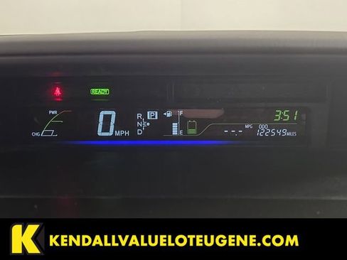 Used 2015 Toyota Prius V Two image 11