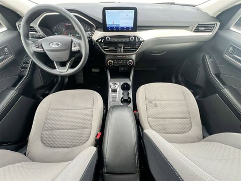 Used 2022 Ford Escape SE image 15