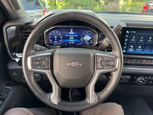 Used 2023 Chevrolet Silverado 1500 RST AWD/4WD image 32