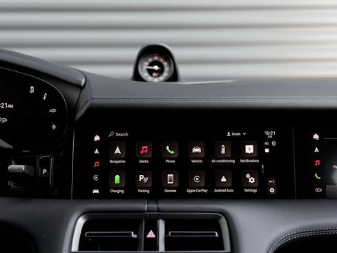 New 2025 Porsche Taycan 4S AWD/4WD image 21