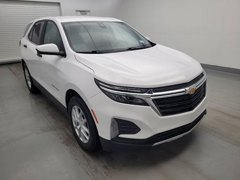 Used 2022 Chevrolet Equinox LT FWD image 13