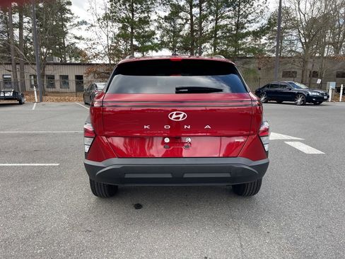 Certified 2025 Hyundai Kona SEL image 6