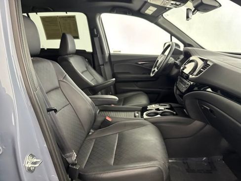 Used 2023 Honda Passport Elite image 25