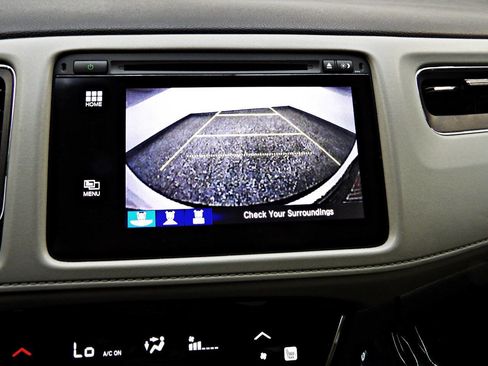 Used 2017 Honda HR-V EX image 16