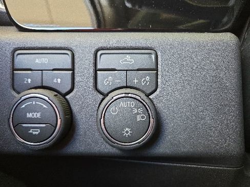 New 2026 Chevrolet Silverado 1500 LT AWD/4WD image 48