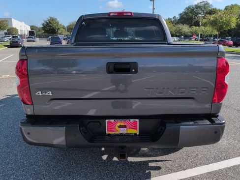 Used 2018 Toyota Tundra Limited w/ Limited Premium Package AWD/4WD image 5