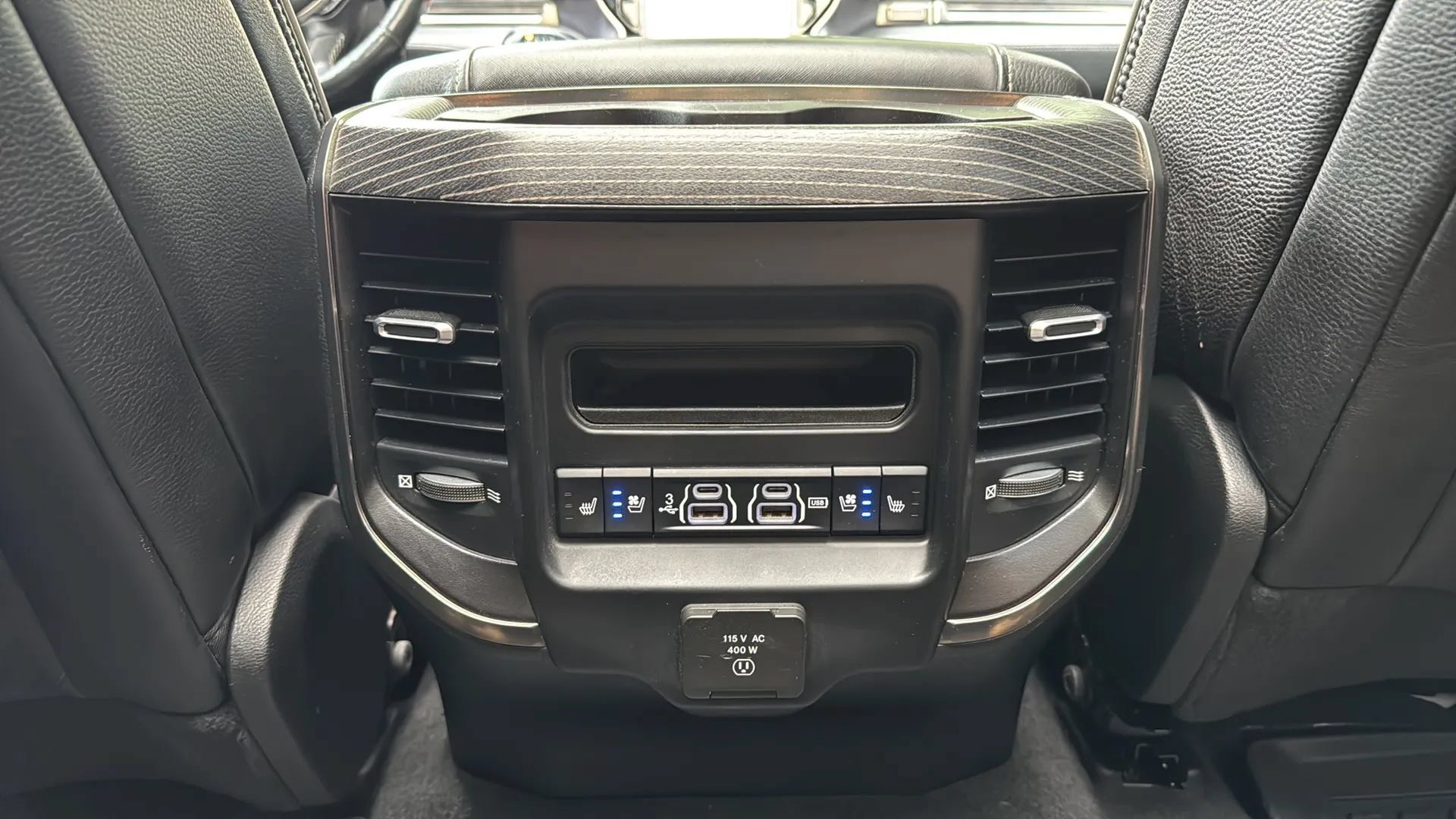 Used 2019 RAM 1500 Limited AWD/4WD image 39