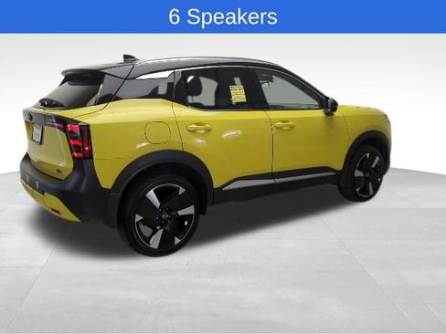 Used 2025 Nissan Kicks SR image 5