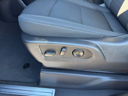 Certified 2025 Chevrolet Silverado 1500 LT Trail Boss w/ Convenience Package II image 17