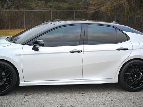Used 2023 Toyota Camry XSE image 9