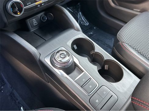 Certified 2024 Ford Escape ST-Line image 31