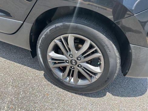 Used 2015 Hyundai Tucson SE FWD image 23