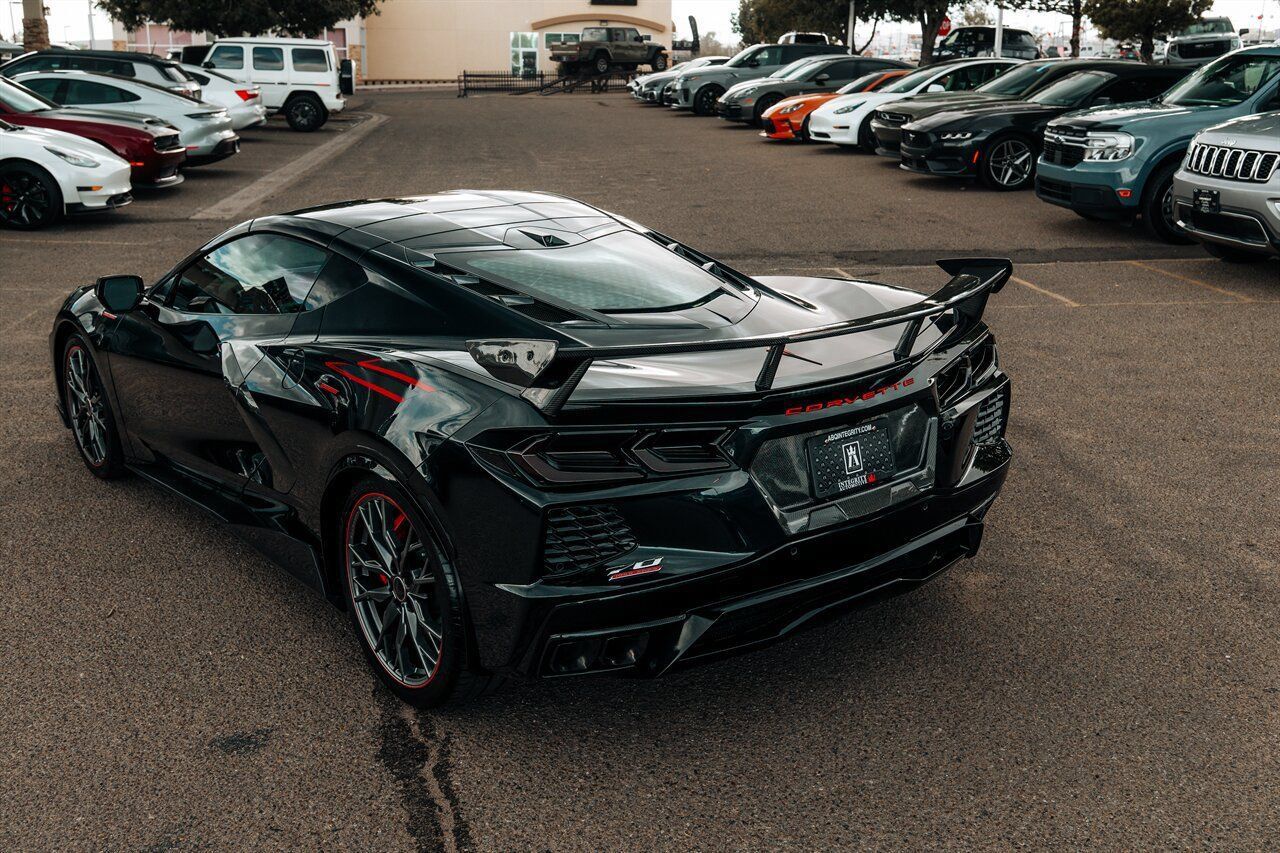 Used 2023 Chevrolet Corvette Stingray Premium Cpe w/ Z51 Performance Package RWD image 19