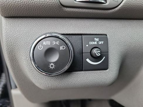 Used 2017 Chevrolet Traverse LS image 23