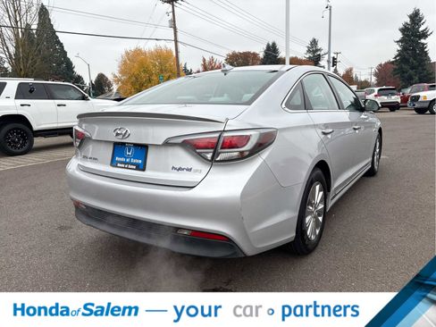 Used 2017 Hyundai Sonata SE image 6