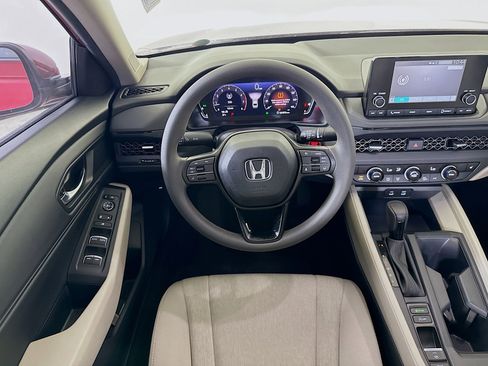 Used 2024 Honda Accord EX image 27
