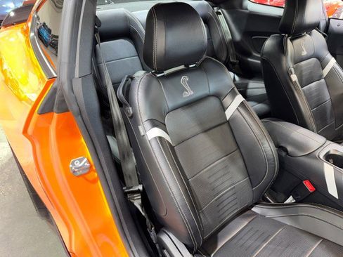 Used 2020 Ford Mustang Shelby GT500 w/ Technology Package image 64