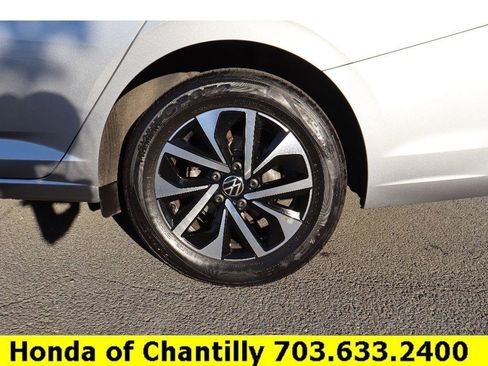 Used 2022 Volkswagen Jetta S image 27