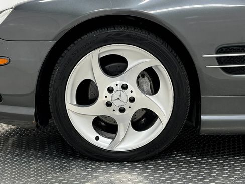 Used 2005 Mercedes-Benz SL 500 image 32