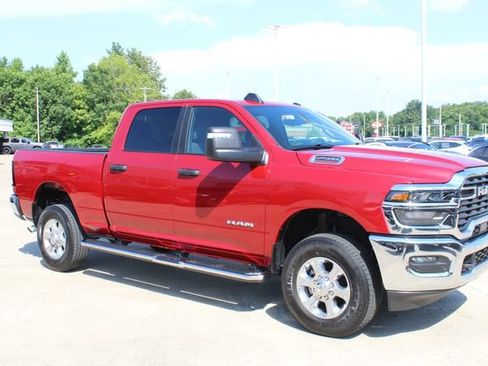 Used 2026 RAM 2500 Big Horn AWD/4WD image 7