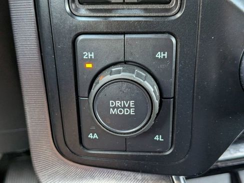 Used 2023 Ford F150 Platinum image 24