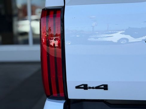 New 2026 Toyota Tundra SR5 AWD/4WD image 10